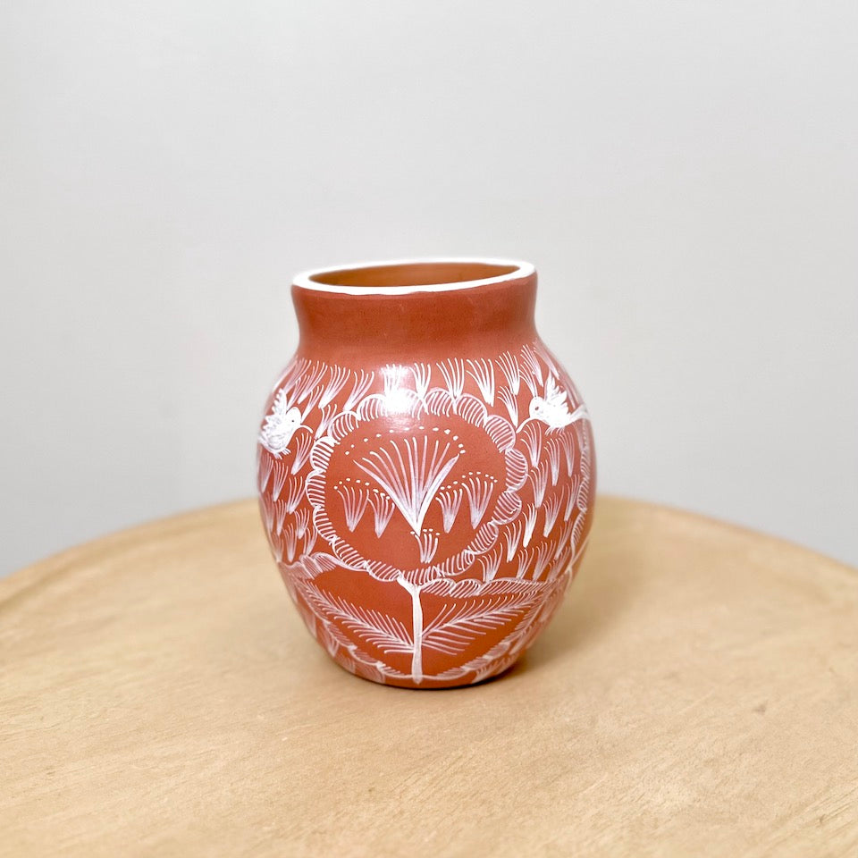 Mini Long Palo de Rosa Huancinto Flower Vase