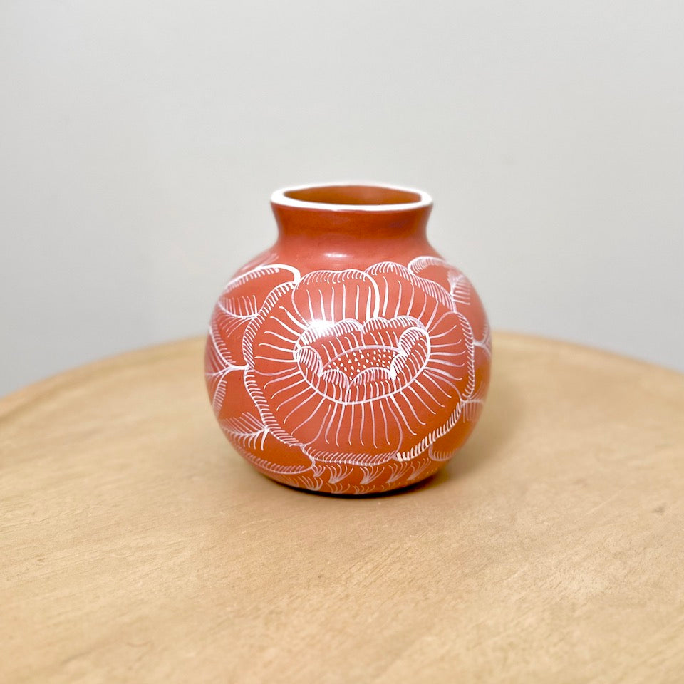 Mini Round Palo de Rosa Huancinto Flower Vase