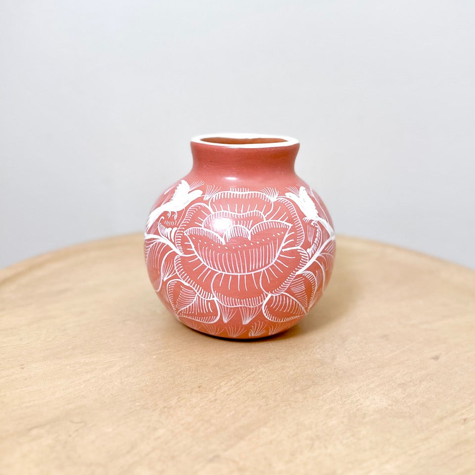 Mini Round Palo de Rosa Huancinto Flower Vase