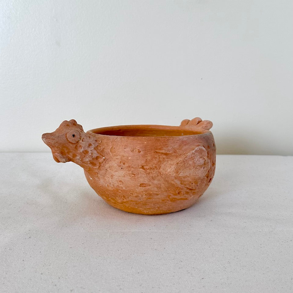 Gallinita Clay Bowl